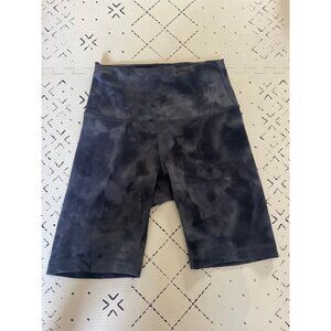 Lululemon Camo Biker Shorts 4